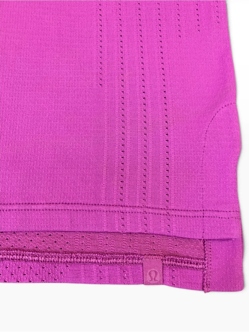 Lululemon Train to Be Tank Top Vivid Plum Est Size 4 Like New